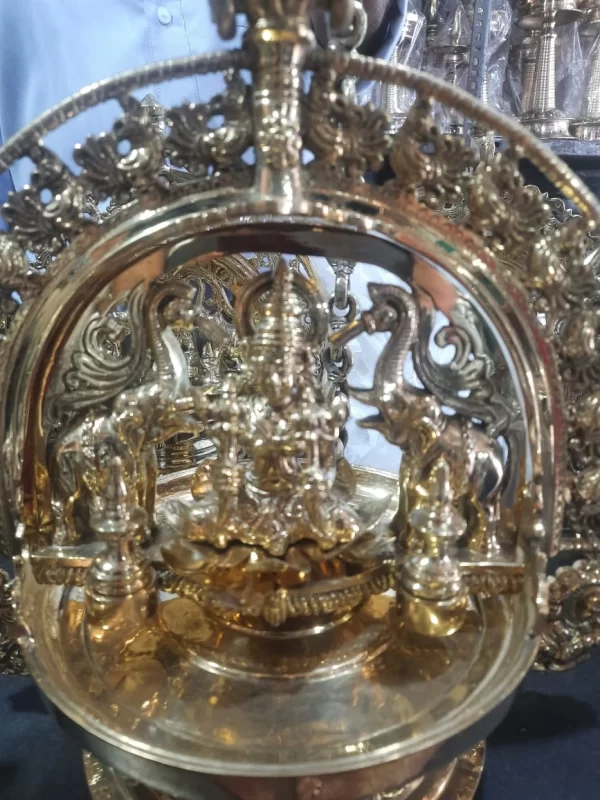 Lakshmi vilakku - Image 7